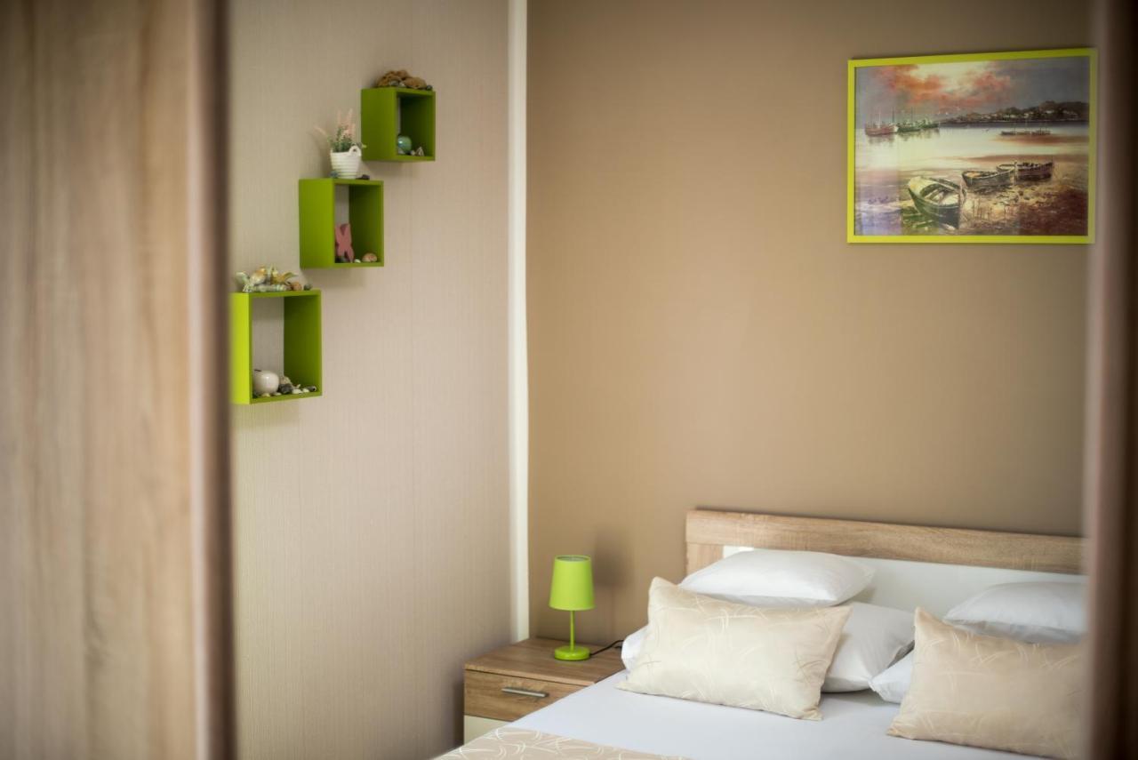 Apartment Danijela シベニク エクステリア 写真
