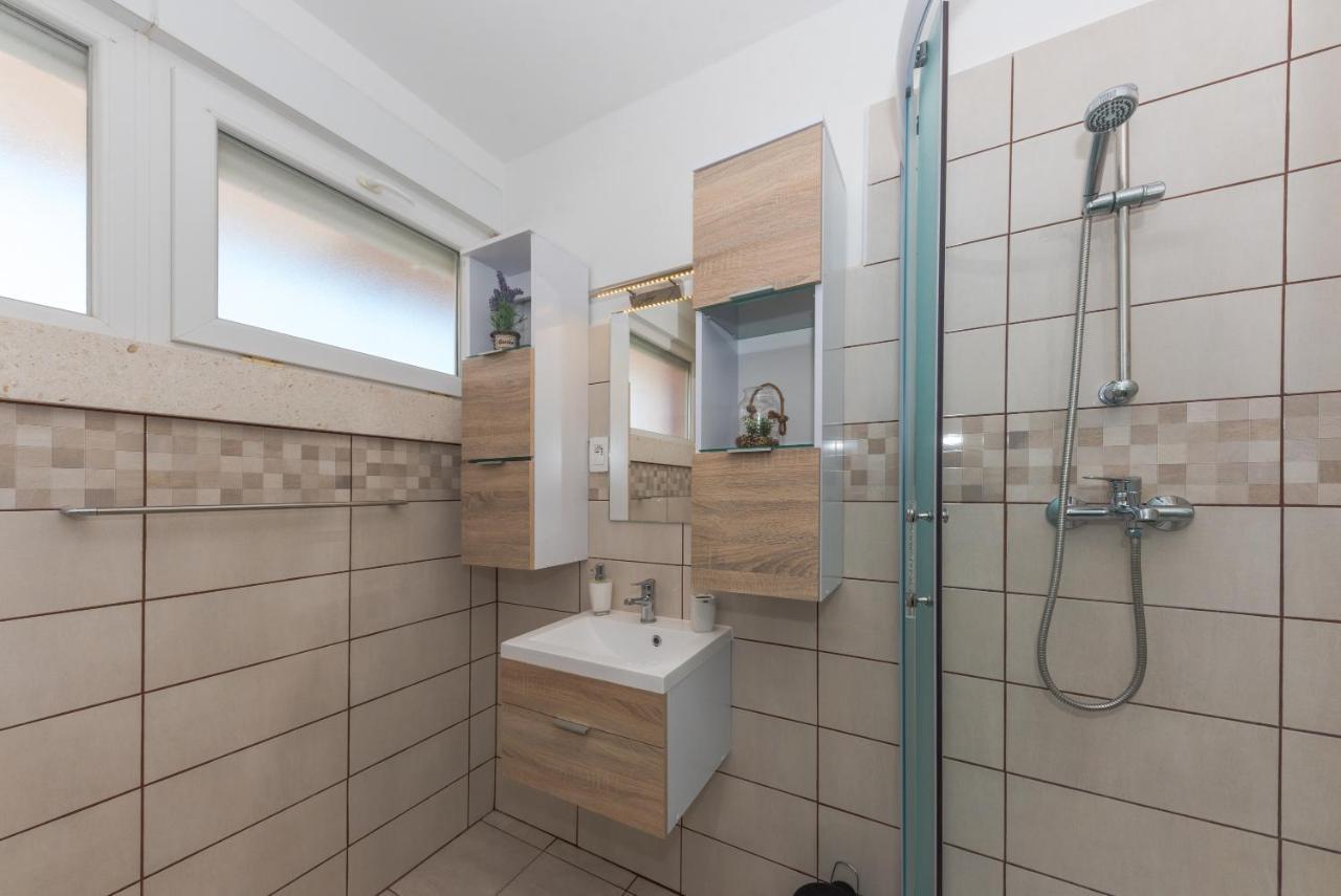 Apartment Danijela シベニク エクステリア 写真