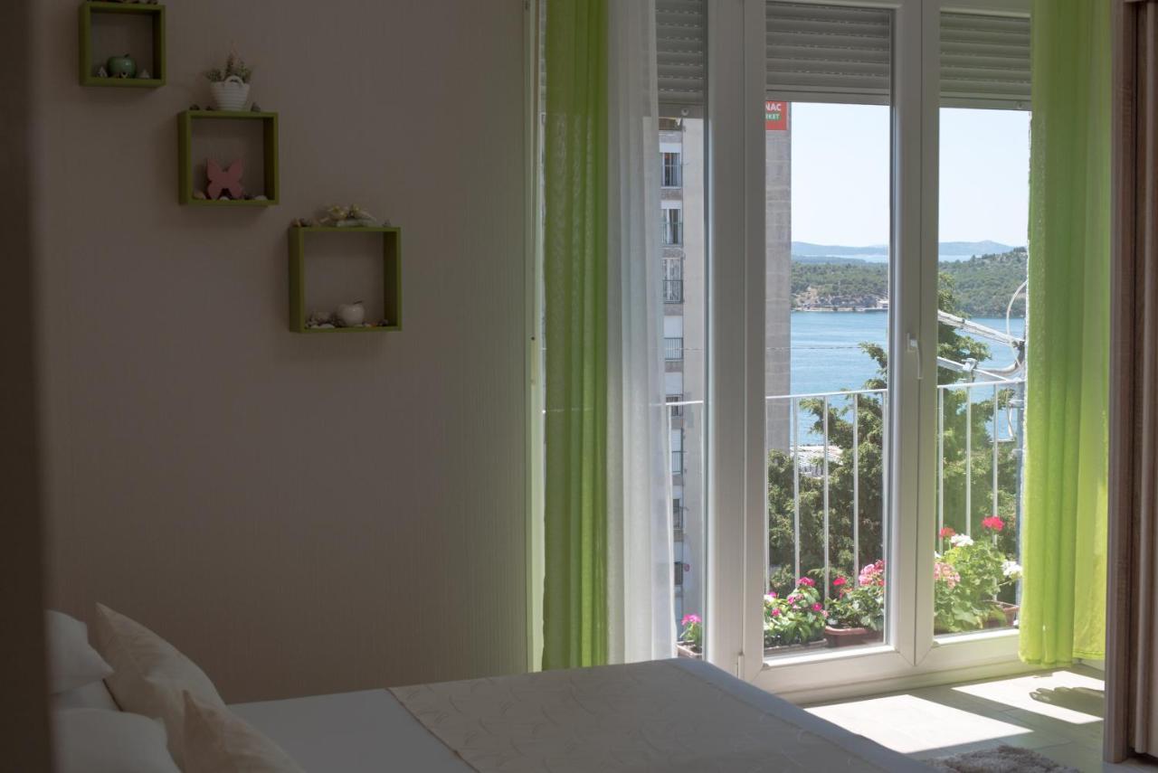Apartment Danijela シベニク エクステリア 写真